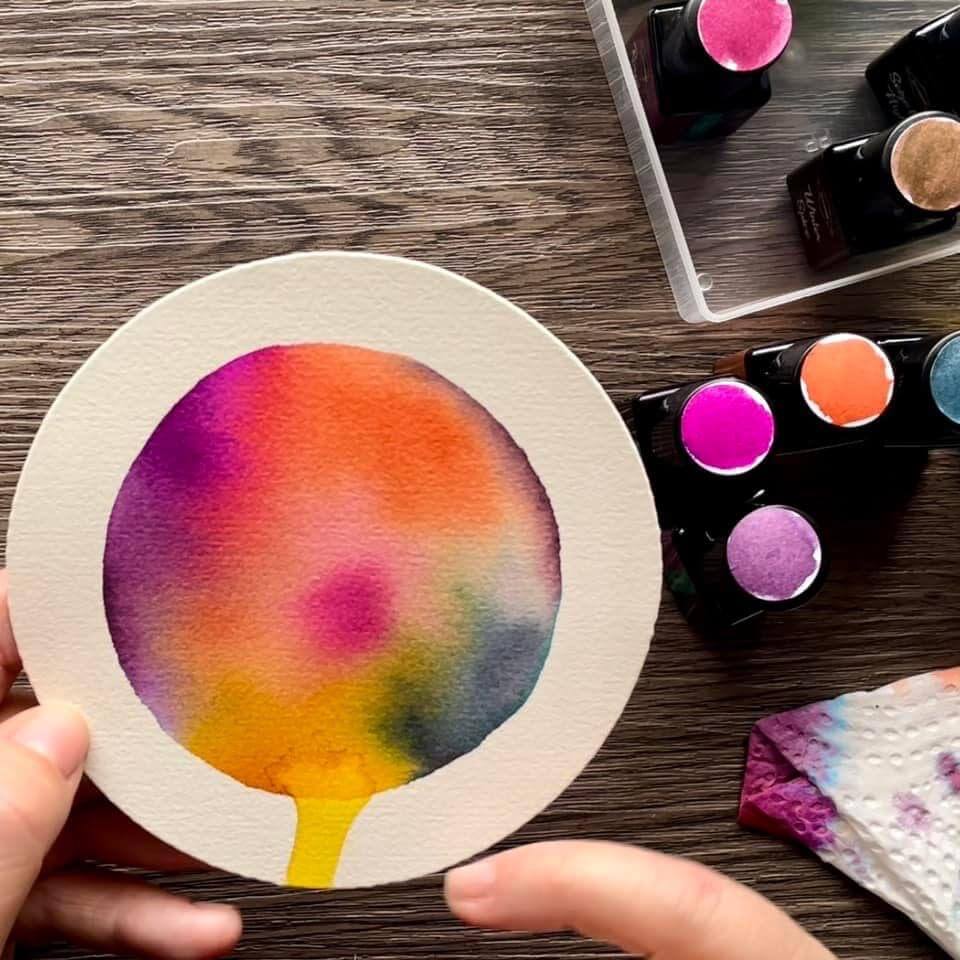 Read more about the article CREATE BACKGROUND WITH INK OR WATERCOLORS